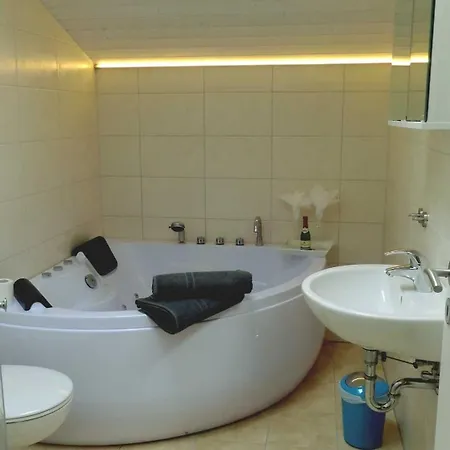 Poseidon Apartment