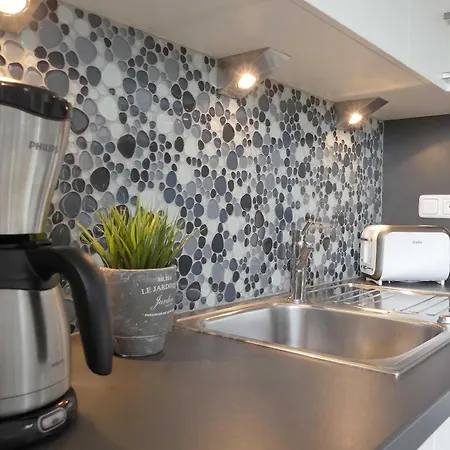 Poseidon Apartment *